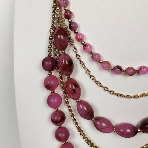 NWT BALLET LAYERED MAUVE & MAGENTA BEADED NECKLACE WITH CRYSTAL ACCENTS - Picture 6 of 9